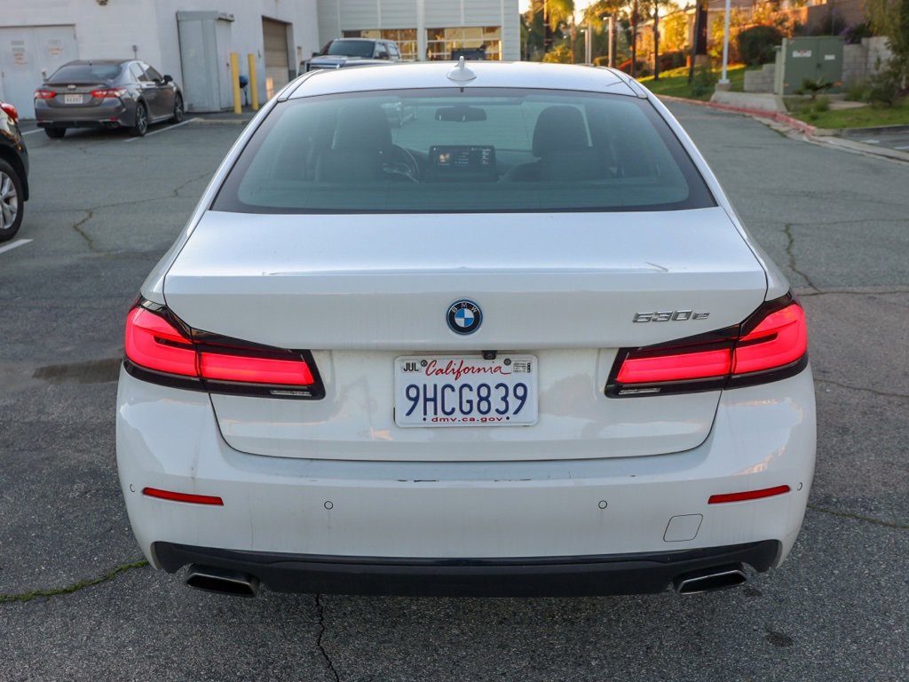Used 2023 BMW 530e image 4
