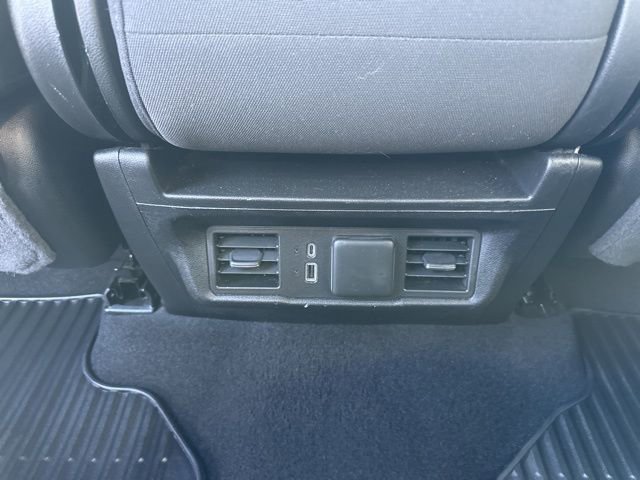 Used 2023 Chevrolet Silverado 1500 LT image 25