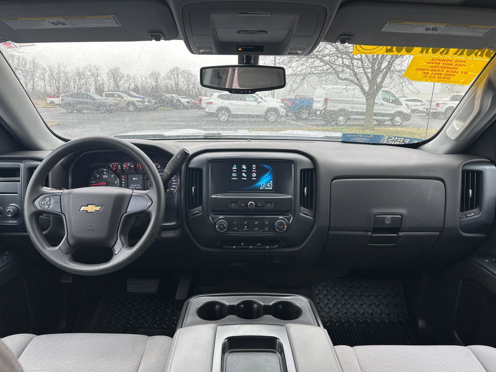 Used 2018 Chevrolet Silverado 1500 Custom w/ Custom Value Package image 2