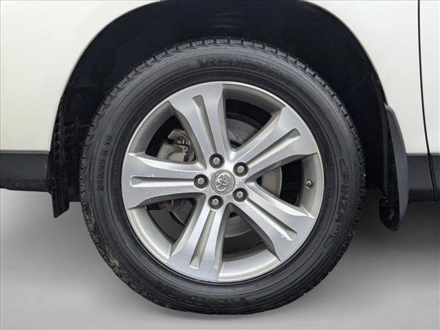 Used 2012 Toyota Highlander Limited image 25