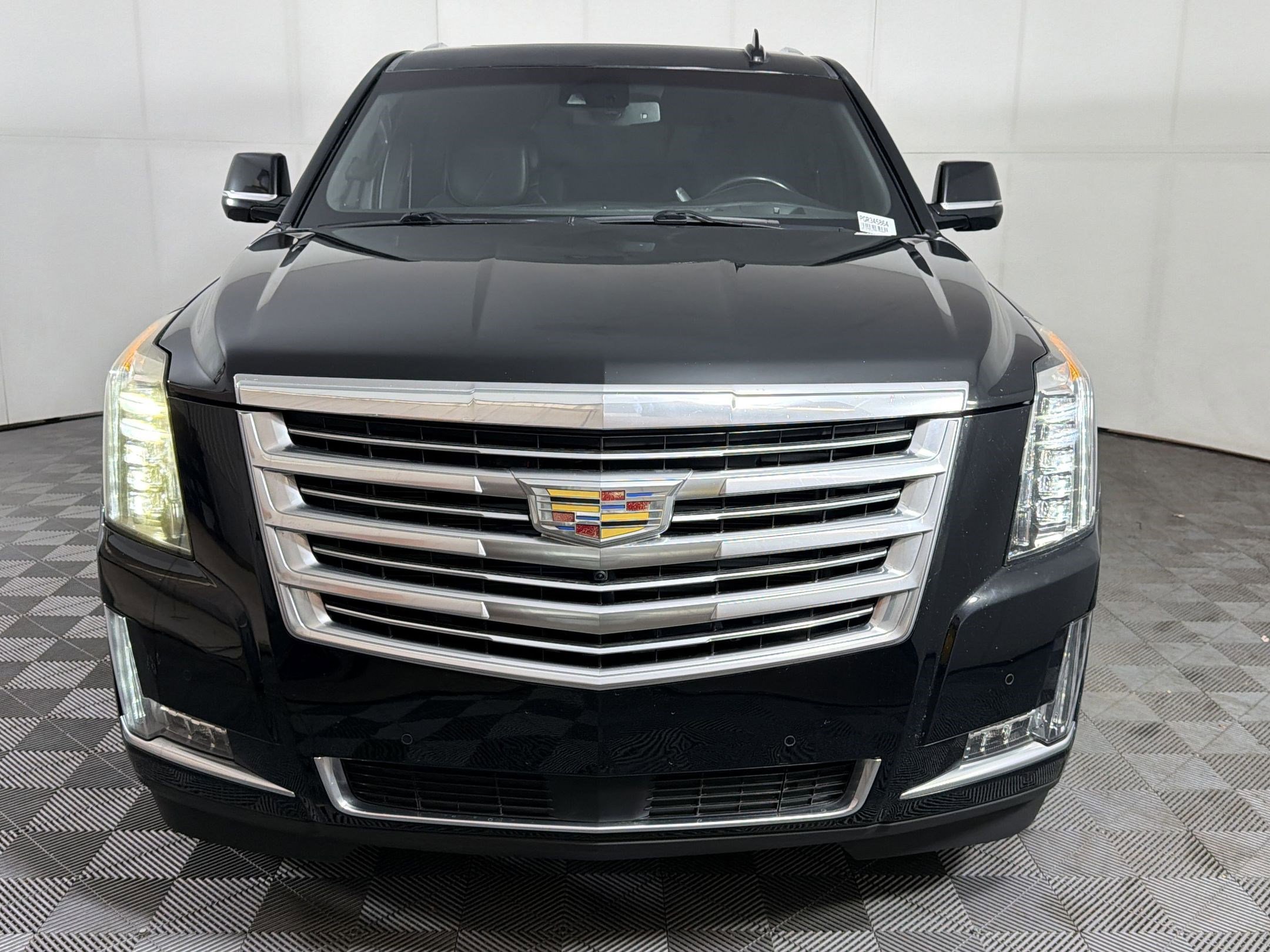 Used 2016 Cadillac Escalade Platinum image 6
