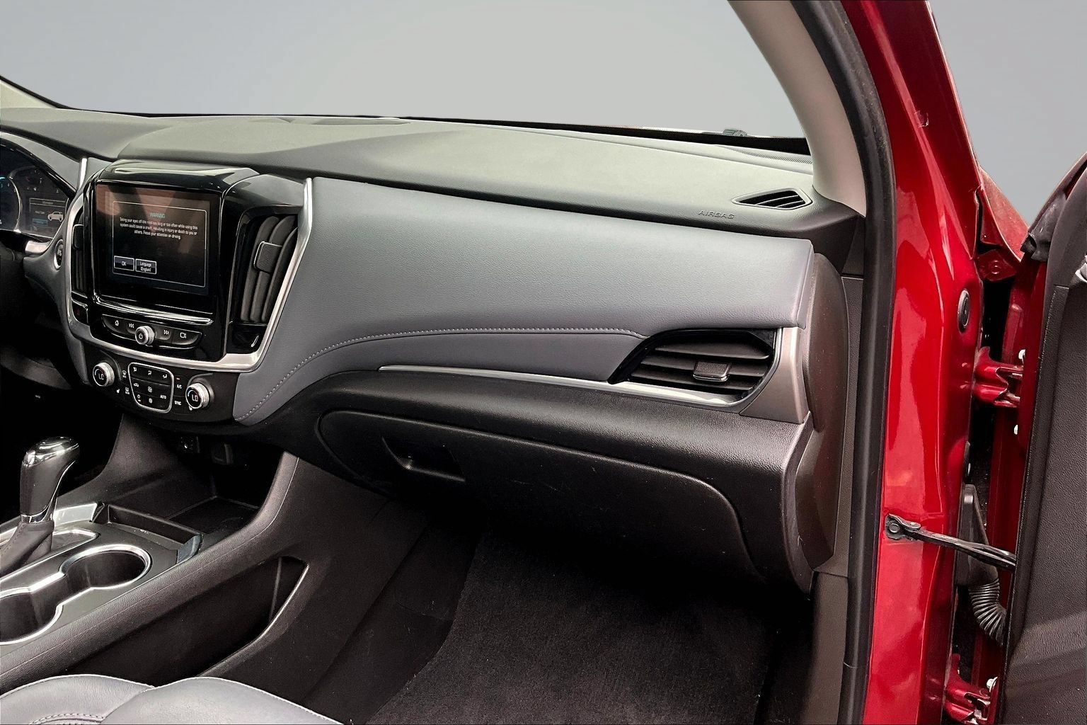 Used 2019 Chevrolet Traverse LT w/ LT Premium Package AWD/4WD image 26