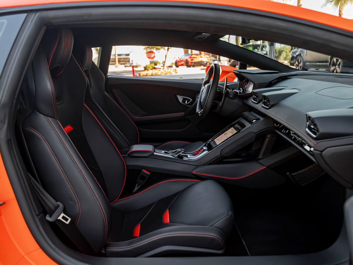 Used 2021 Lamborghini Huracan EVO image 22