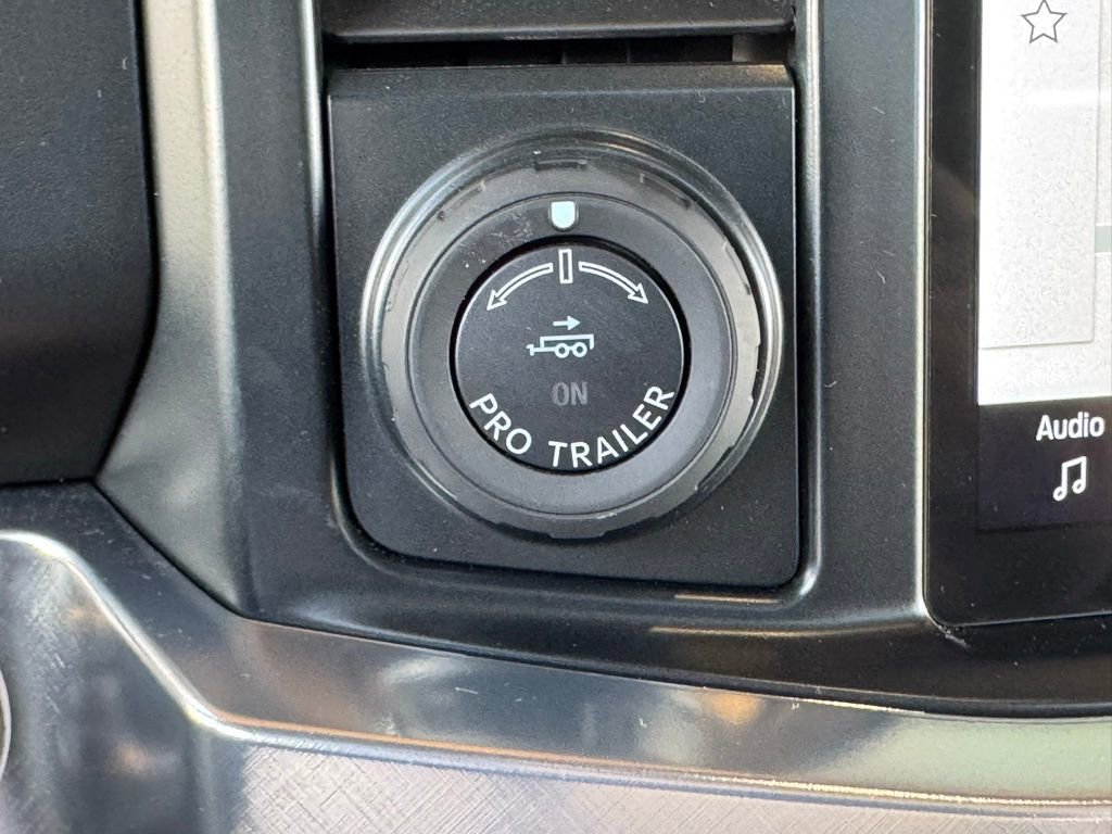 Used 2025 Ford F250 King Ranch w/ Chrome Package image 32