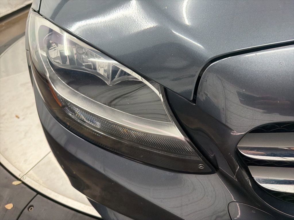Used 2015 Mercedes-Benz C 300 Sedan image 9