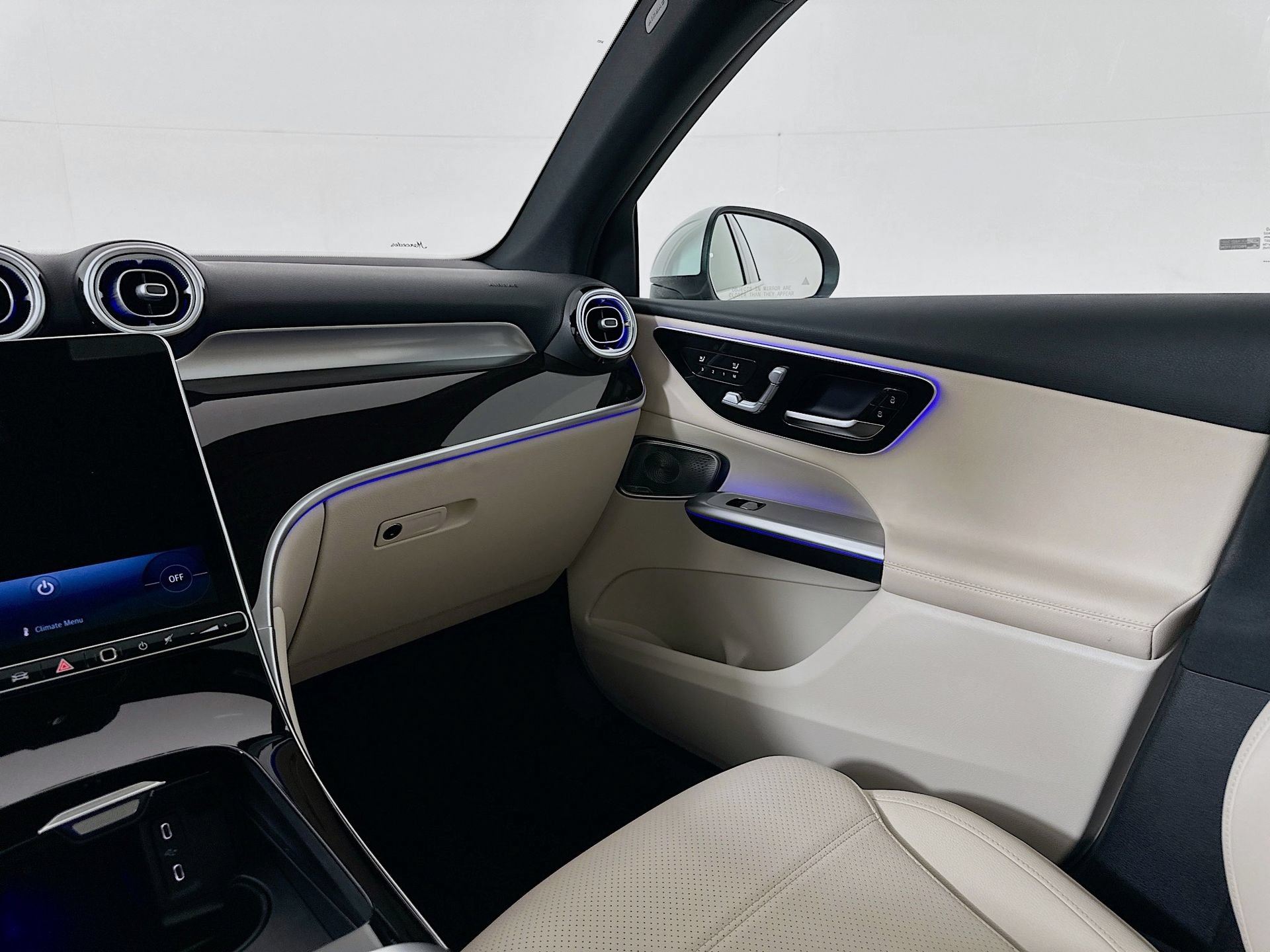 Certified 2026 Mercedes-Benz GLC 300 image 26