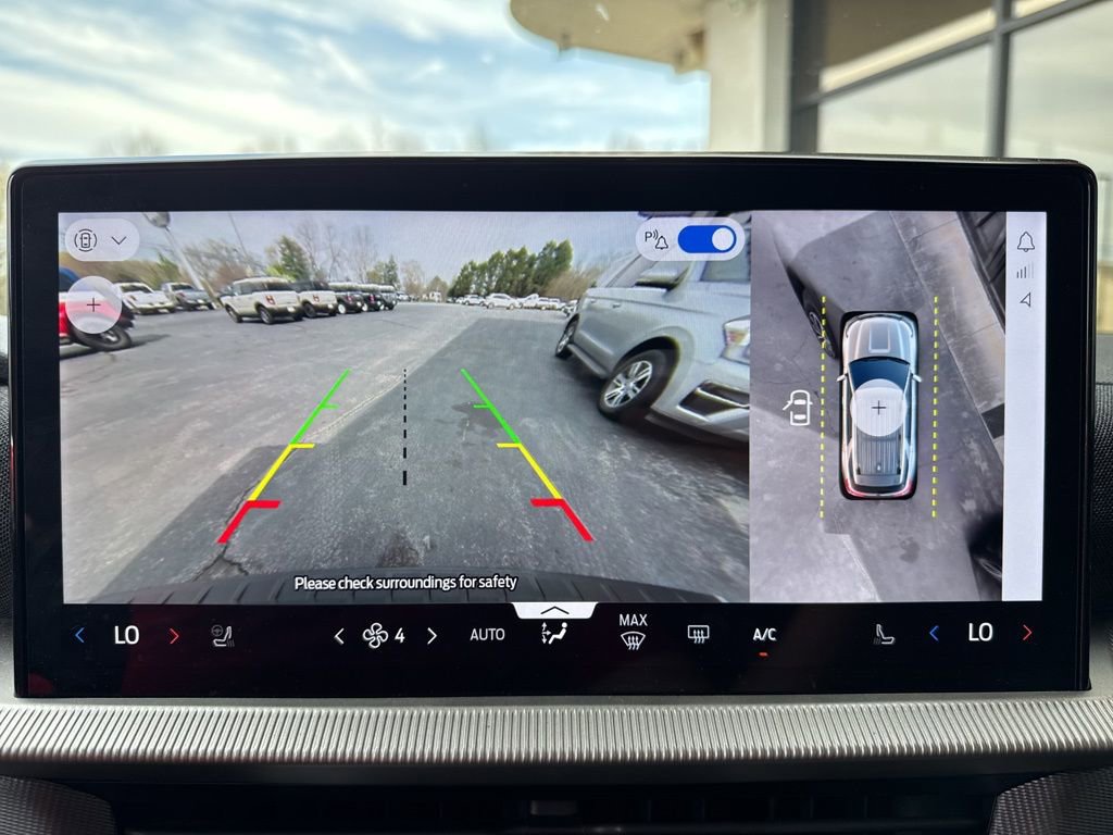 Certified 2025 Ford Explorer ST-Line image 6