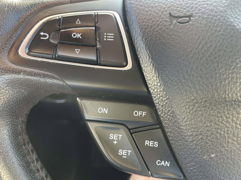 Used 2019 Ford EcoSport SE image 25