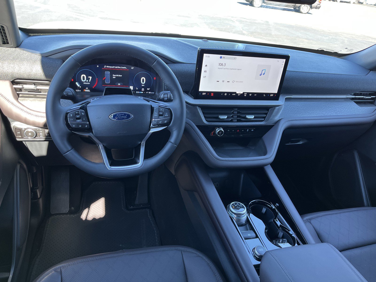 New 2026 Ford Explorer Platinum image 23