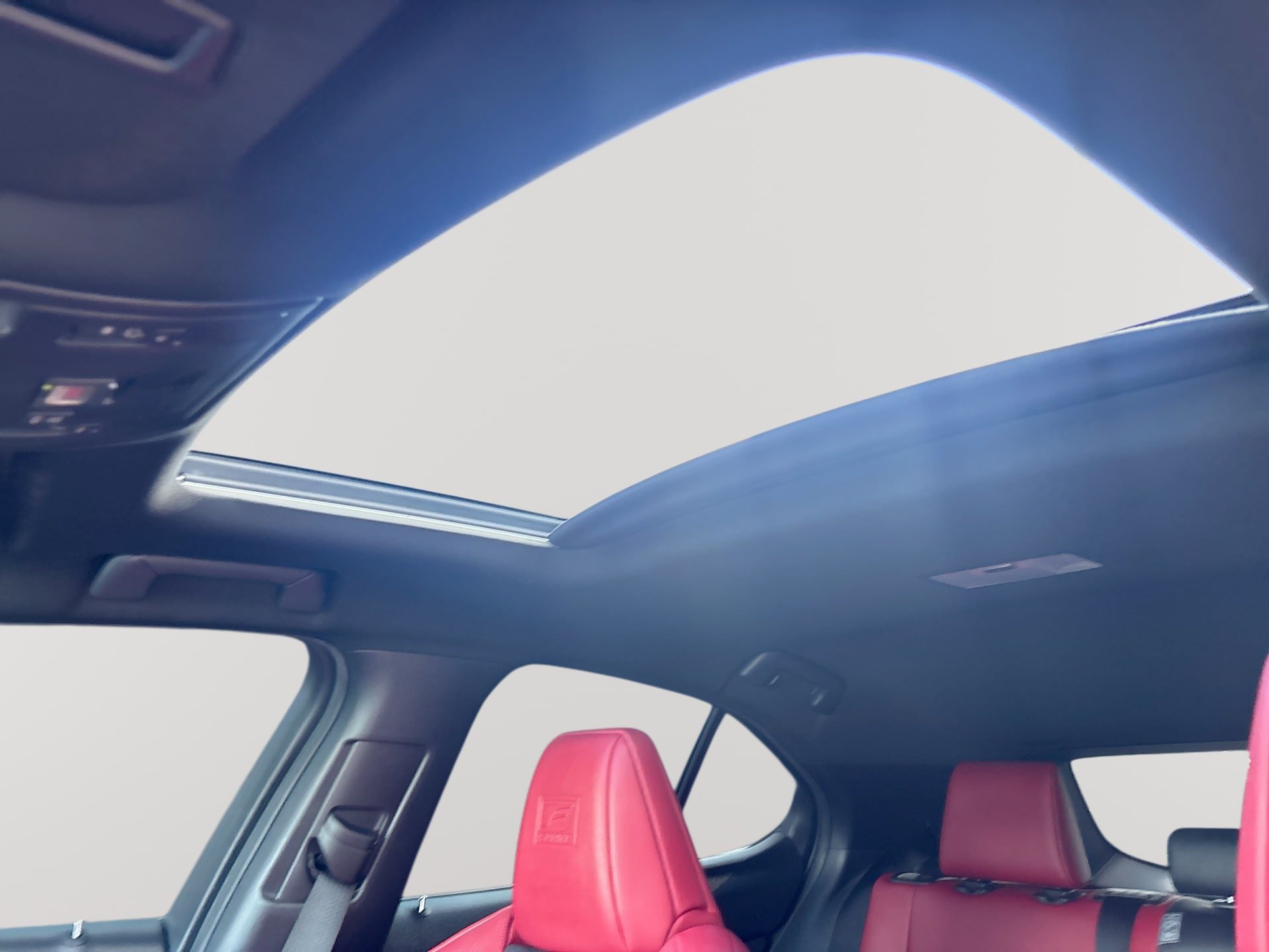 Used 2019 Lexus UX 200 F Sport w/ F Sport Premium Package FWD image 16