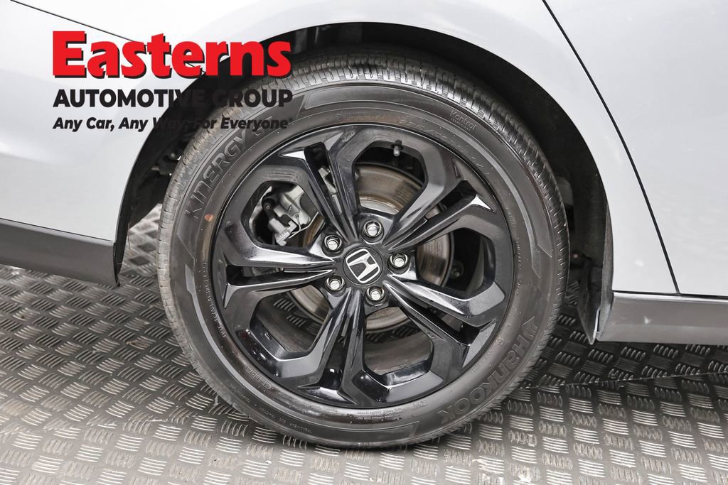 Used 2025 Honda Accord SE image 29