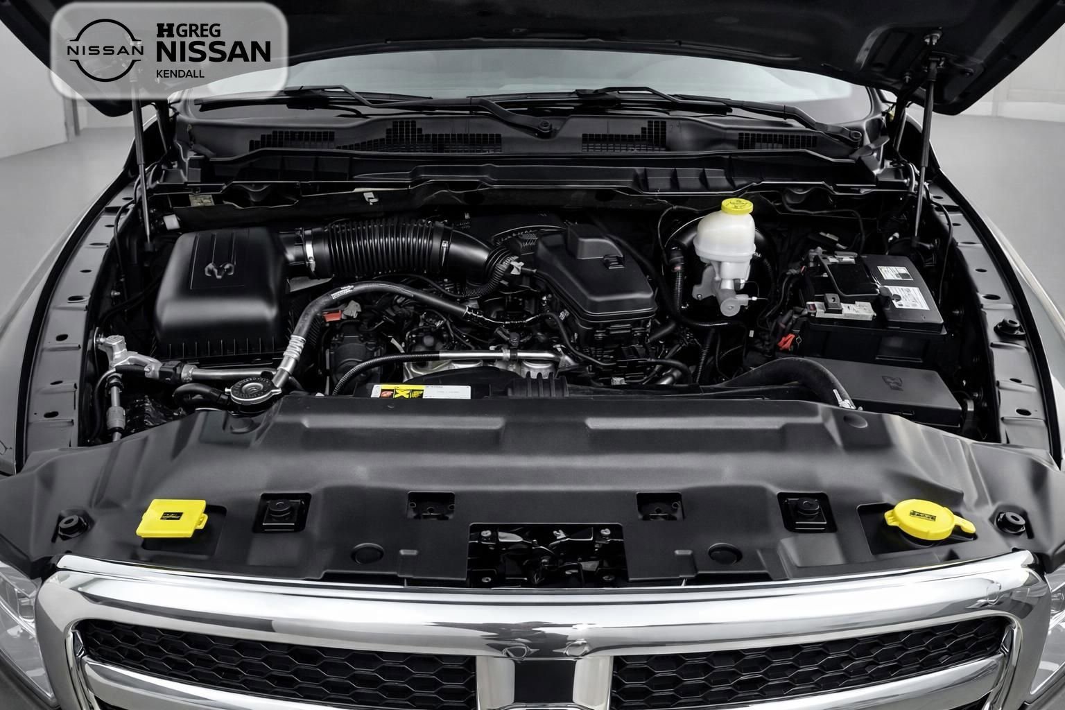 Used 2021 RAM 1500 Classic SLT AWD/4WD image 7