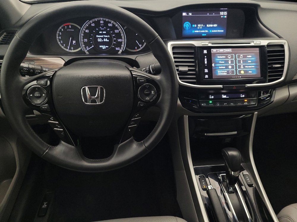 Used 2017 Honda Accord EX-L image 22