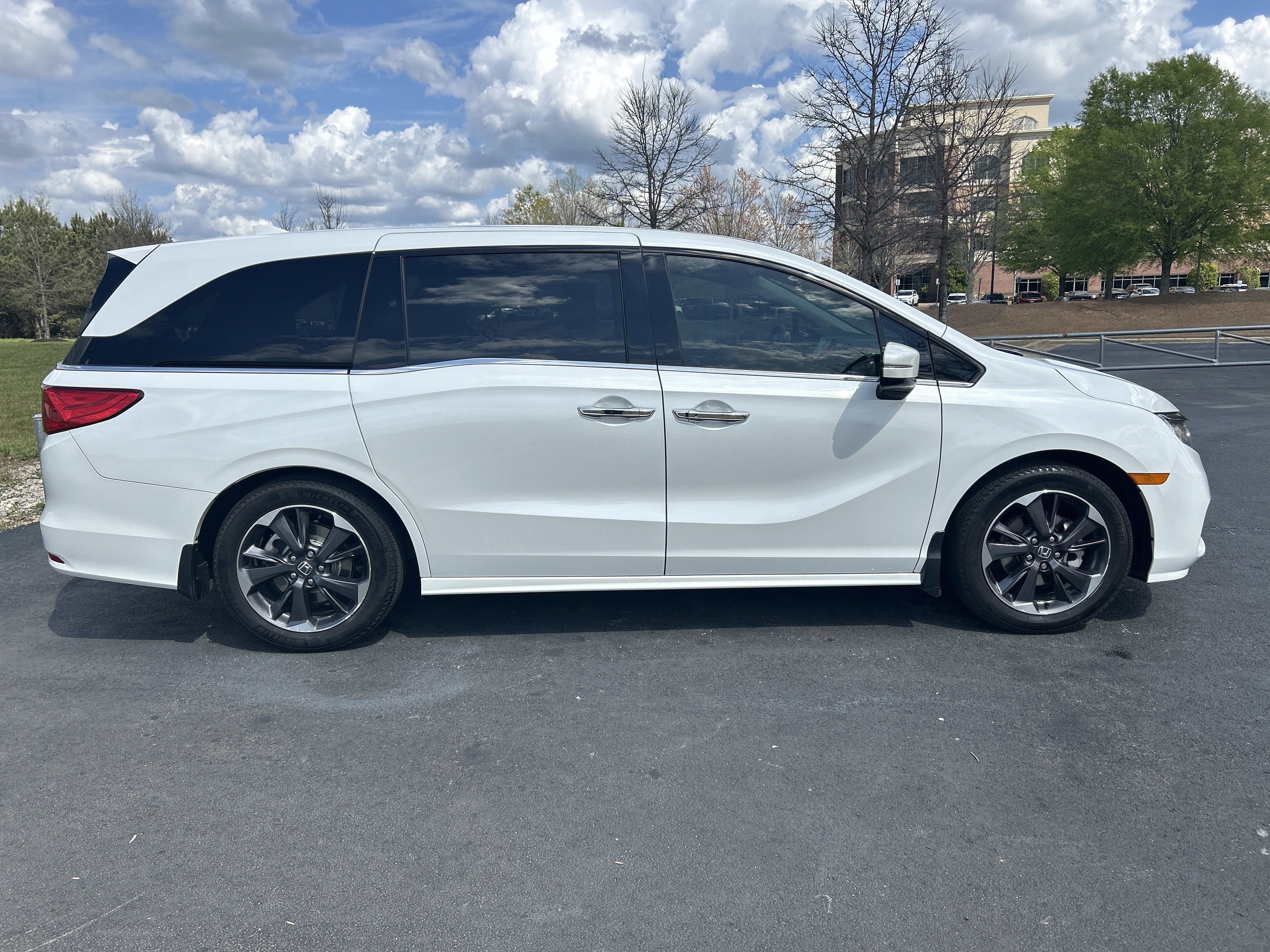 Certified 2023 Honda Odyssey Elite image 10