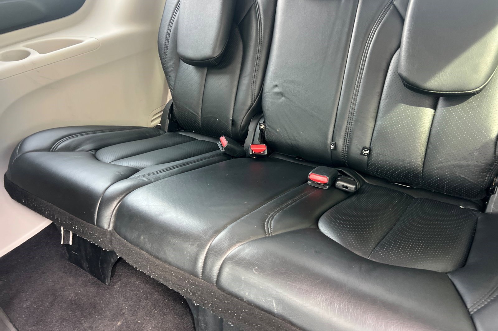 Used 2018 Chrysler Pacifica Touring Plus image 34