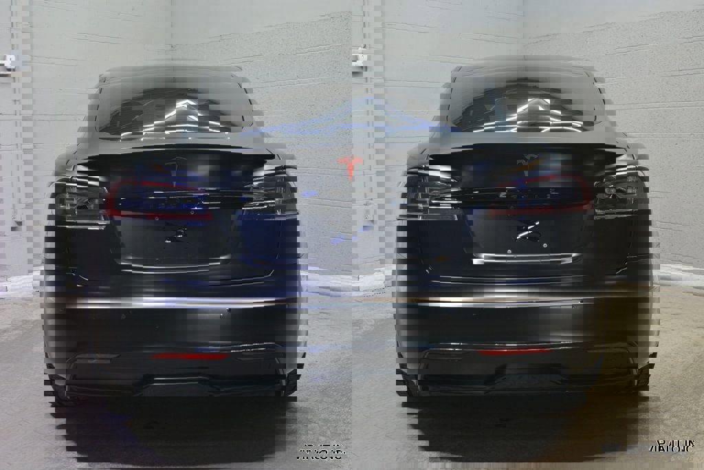 Used 2021 Tesla Model S Plaid image 6