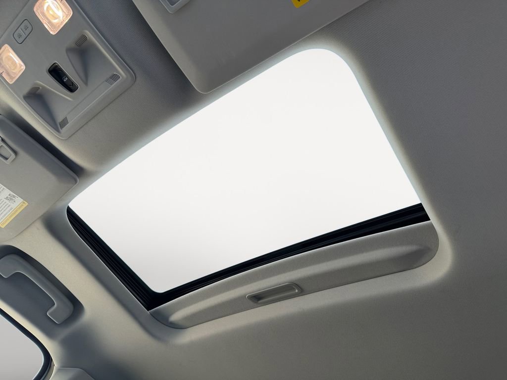 Used 2024 Ford Maverick Lariat w/ Black Appearance Package image 30