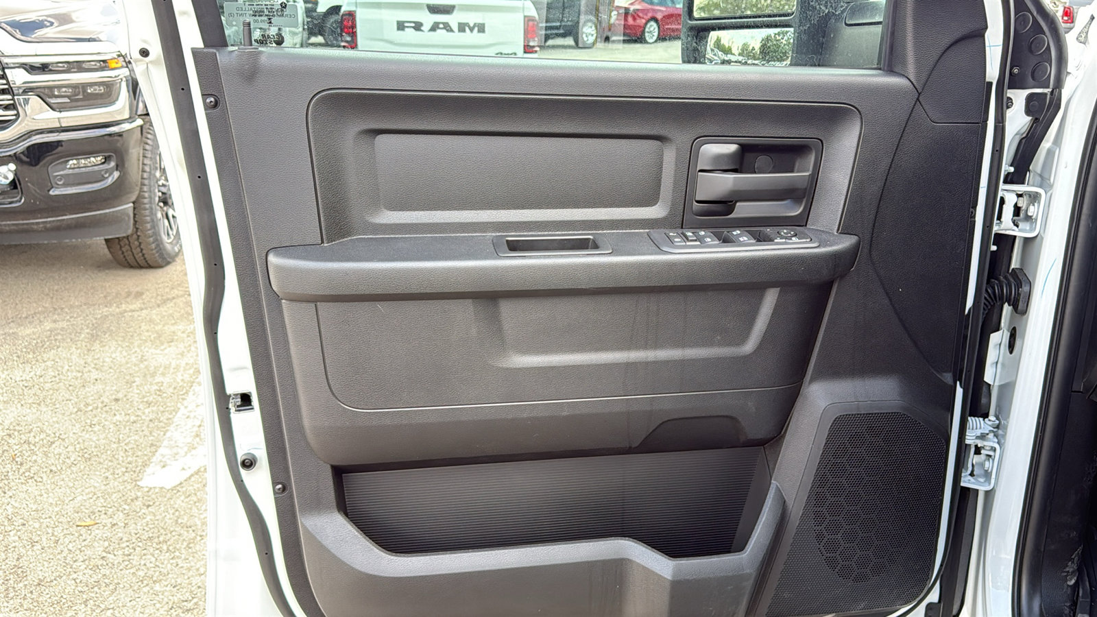 New 2026 RAM 2500 Tradesman AWD/4WD image 14