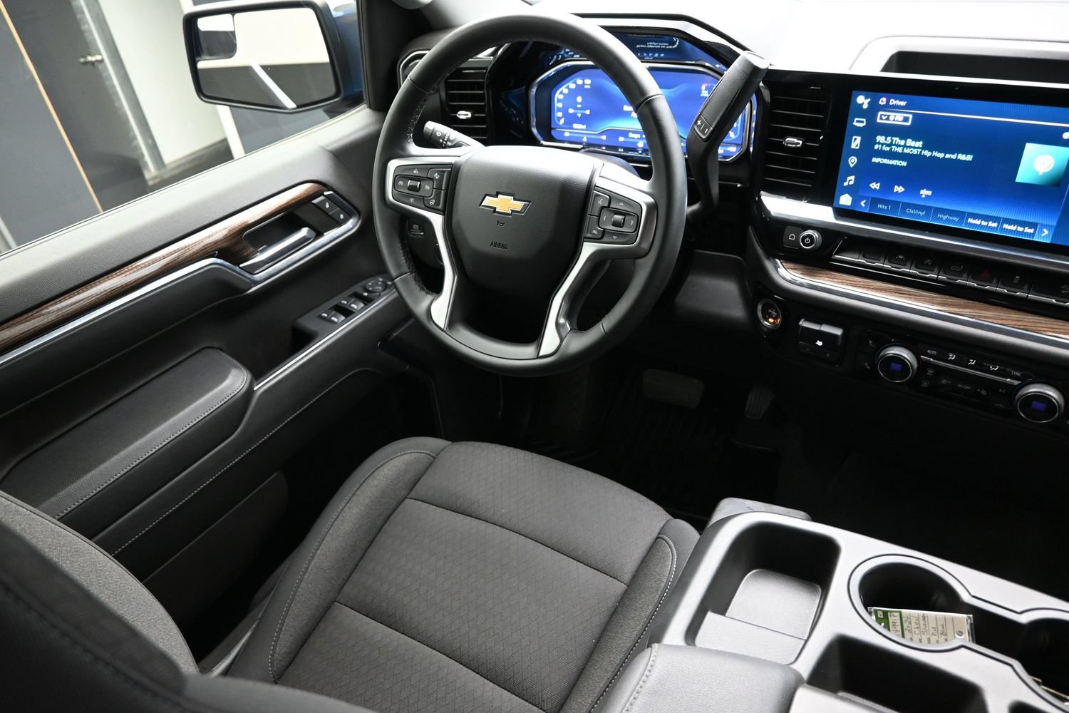 Used 2024 Chevrolet Silverado 1500 LT w/ Texas Edition Plus AWD/4WD image 24