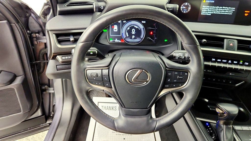 Used 2021 Lexus UX 250h w/ Premium Package AWD/4WD image 13