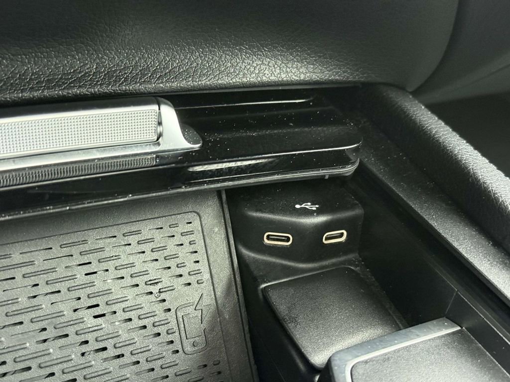 Used 2024 Mercedes-Benz GLE 350 4MATIC image 24