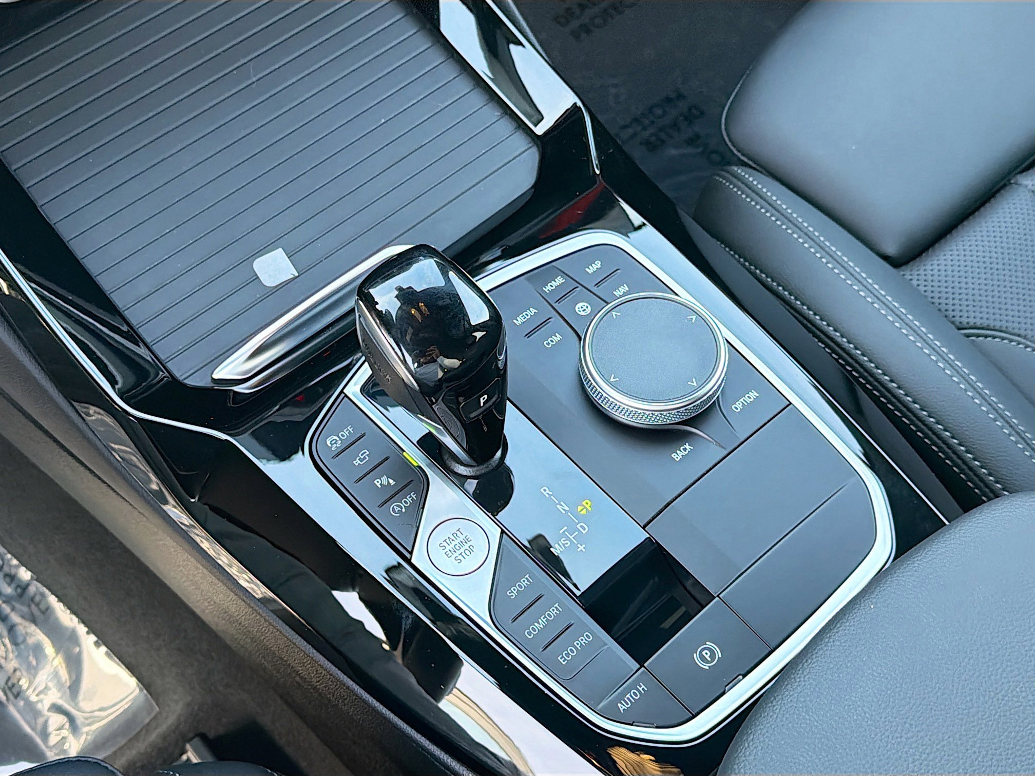 Used 2024 BMW X3 sDrive30i w/ Convenience Package w/ZPA RWD image 28