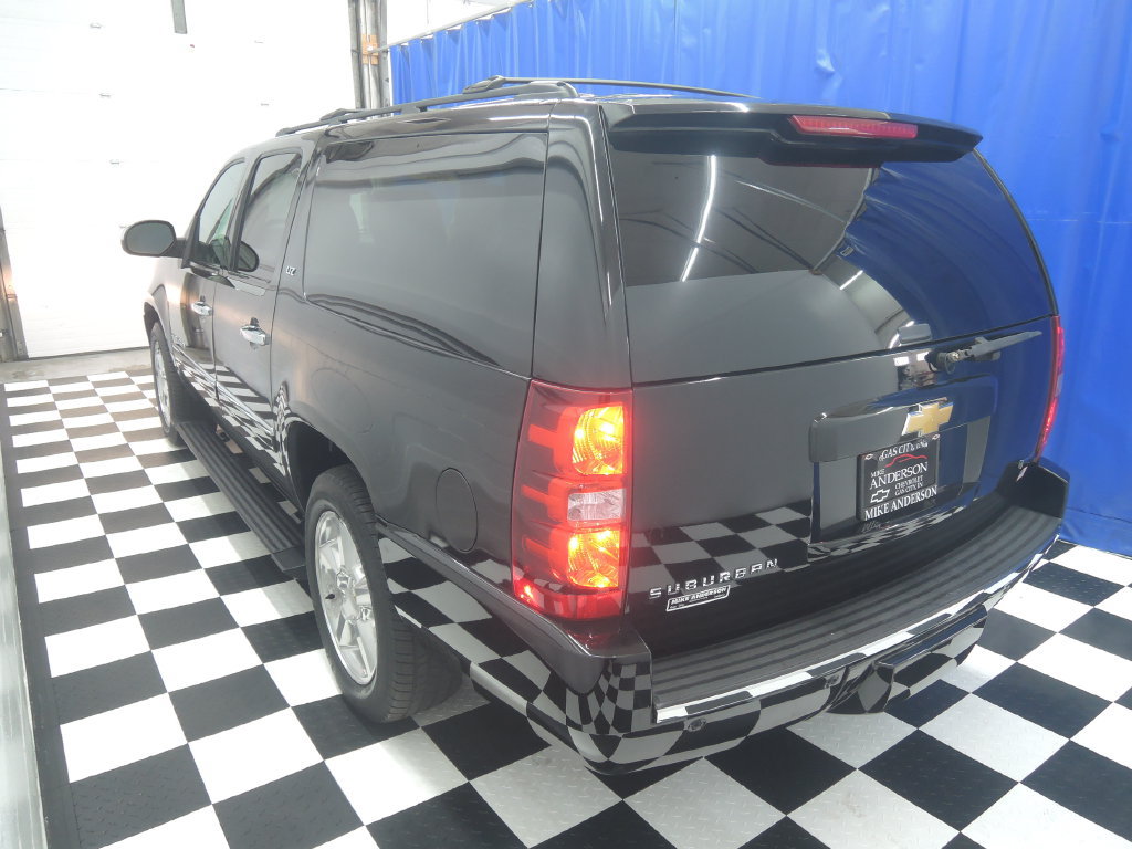Used 2012 Chevrolet Suburban LTZ AWD/4WD image 8