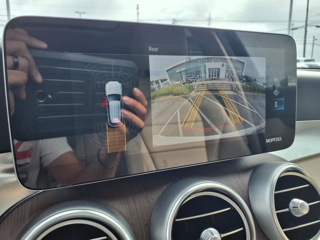 Used 2021 Mercedes-Benz GLC 300 4MATIC image 46