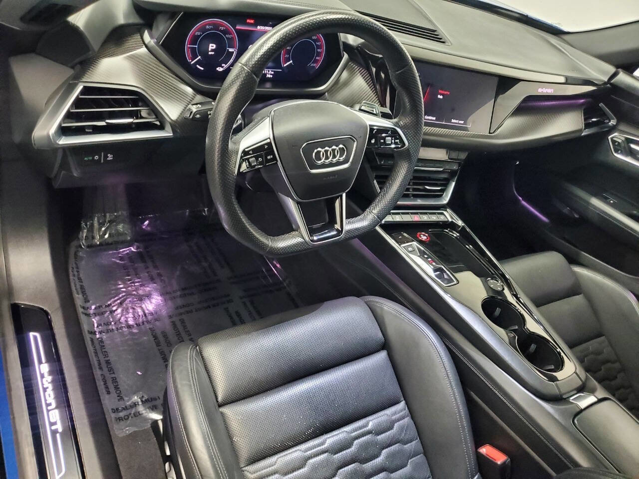 Used 2022 Audi e-tron GT Prestige image 8