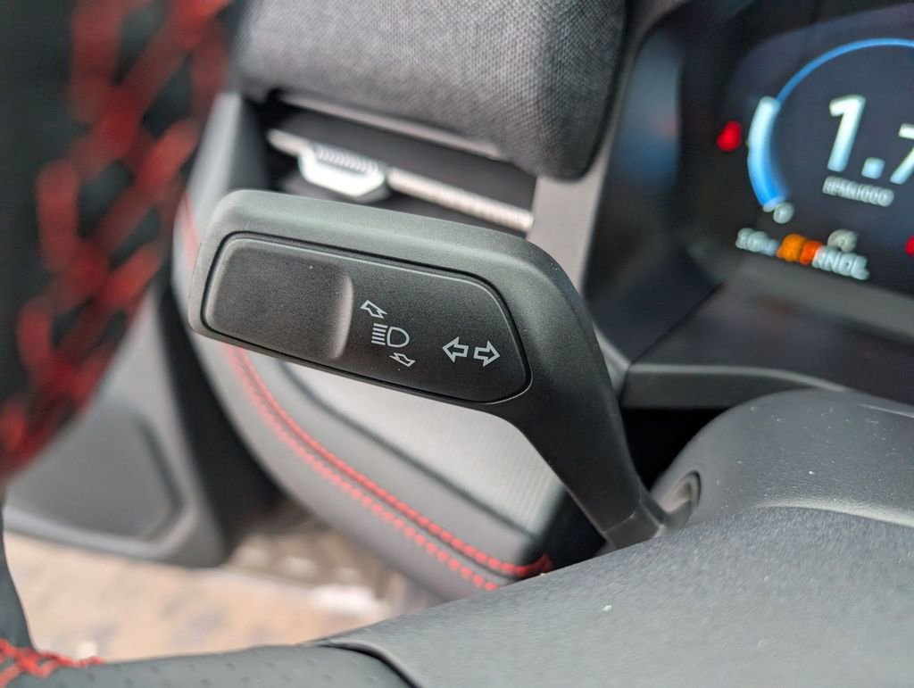 New 2026 Ford Explorer ST-Line w/ ST-Line Street Pack image 30