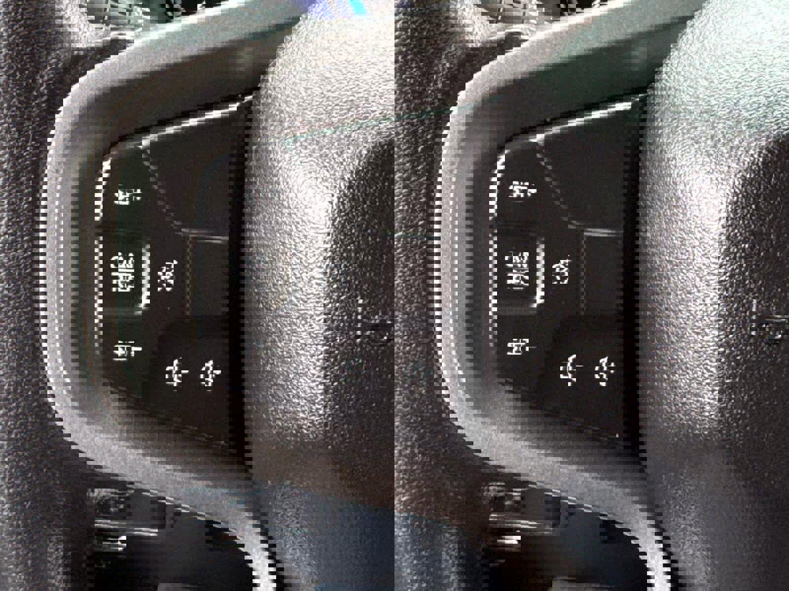 Used 2022 Ford Bronco Black Diamond image 23