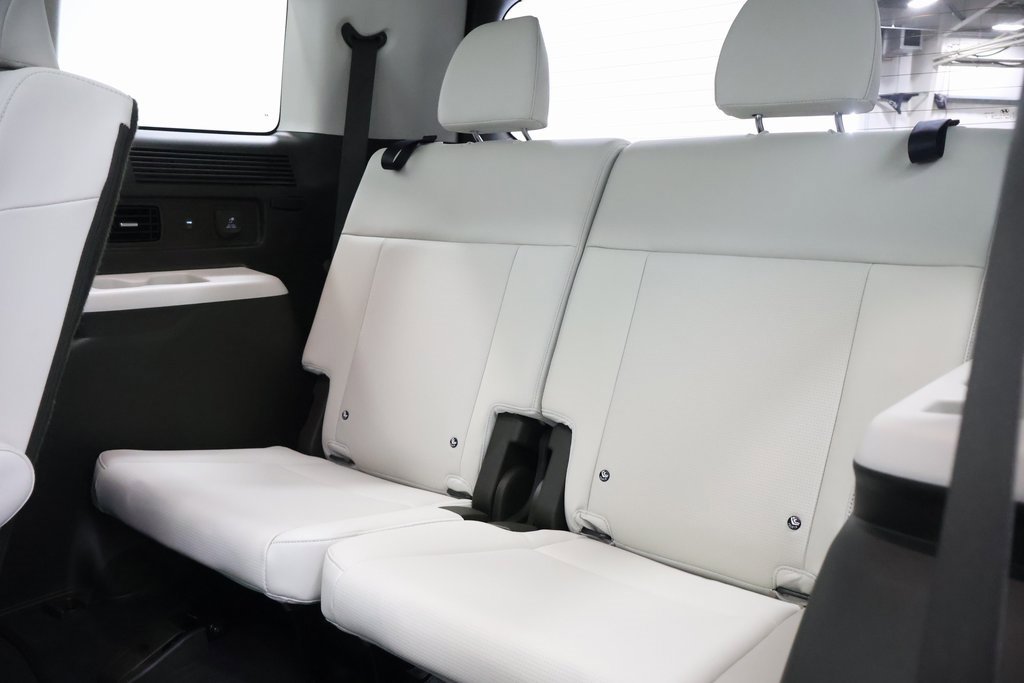 Used 2024 Hyundai Santa Fe Calligraphy image 27