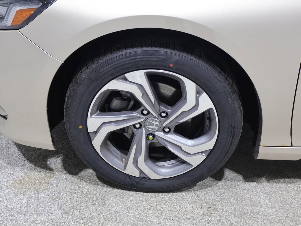Used 2018 Honda Accord EX image 8