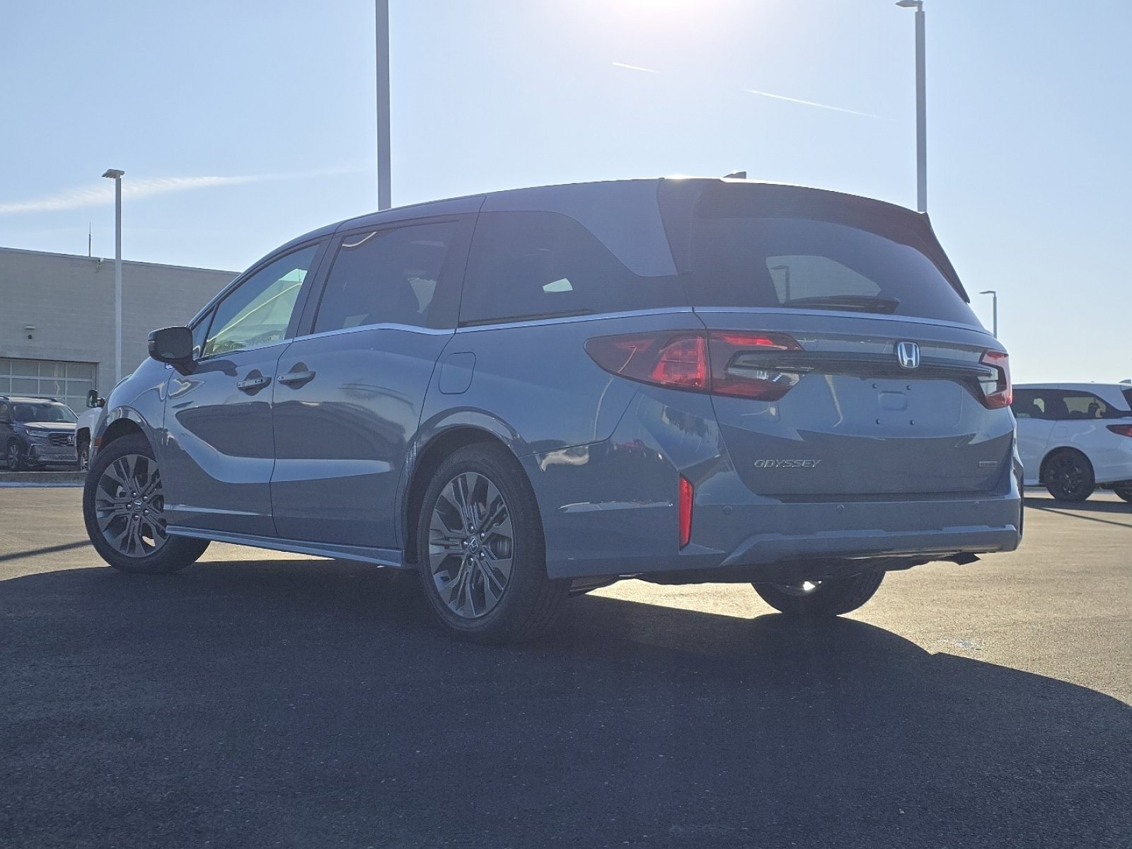 New 2026 Honda Odyssey Touring image 17