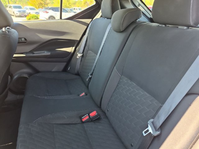 Certified 2021 Nissan Kicks S FWD image 27