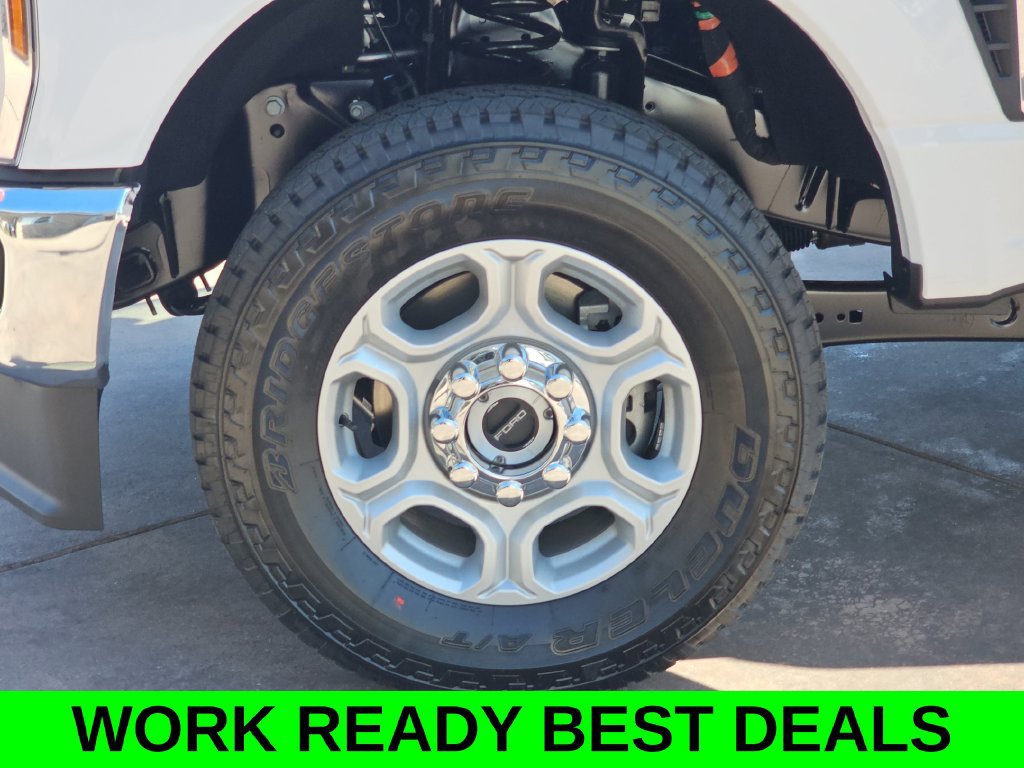 New 2026 Ford F250 XLT w/ XLT Premium Package AWD/4WD image 36