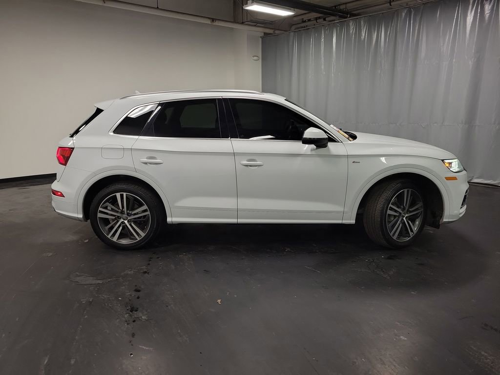 Used 2020 Audi Q5 e Premium Plus w/ Premium Plus Package image 10
