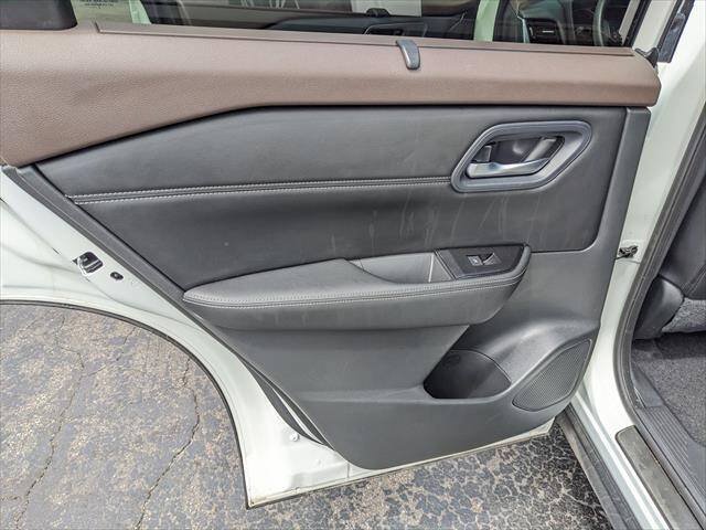 Used 2023 Nissan Rogue SV w/ SV Premium Package AWD/4WD image 14