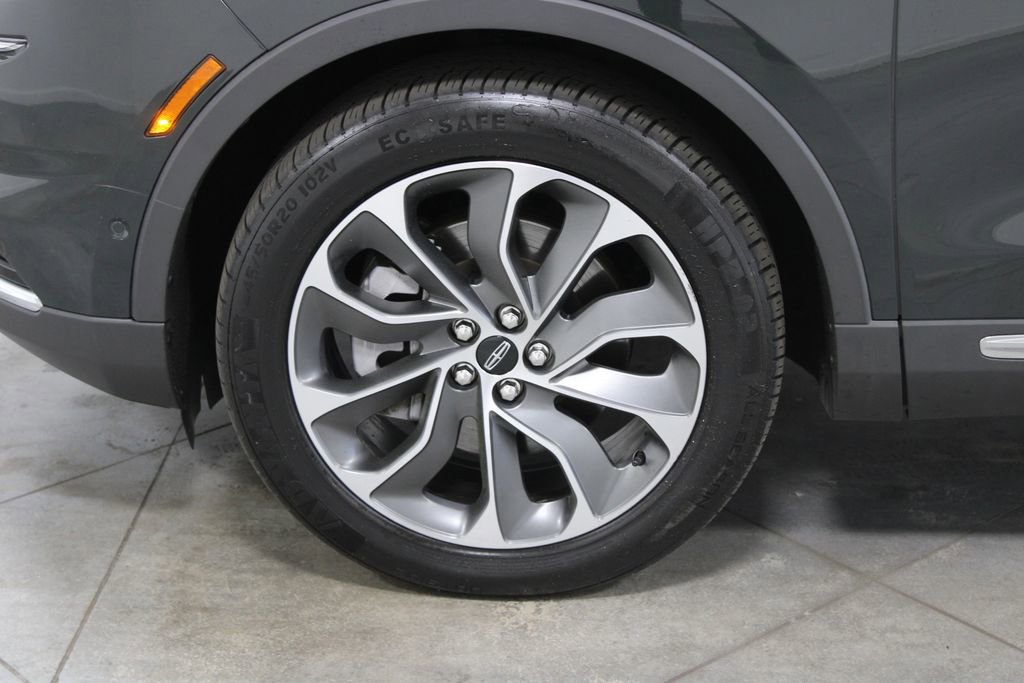 Used 2023 Lincoln Nautilus Reserve w/ Equipment Group 201A image 21