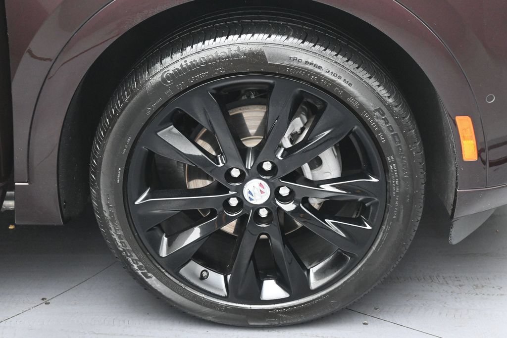 Used 2023 Buick Envision Avenir AWD/4WD image 9