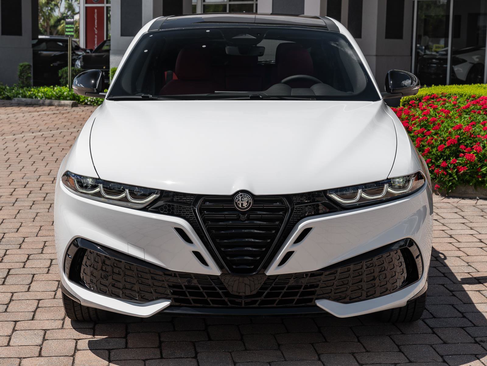 New 2026 Alfa Romeo Tonale Veloce w/ Quick Order Package 23H Volce image 39