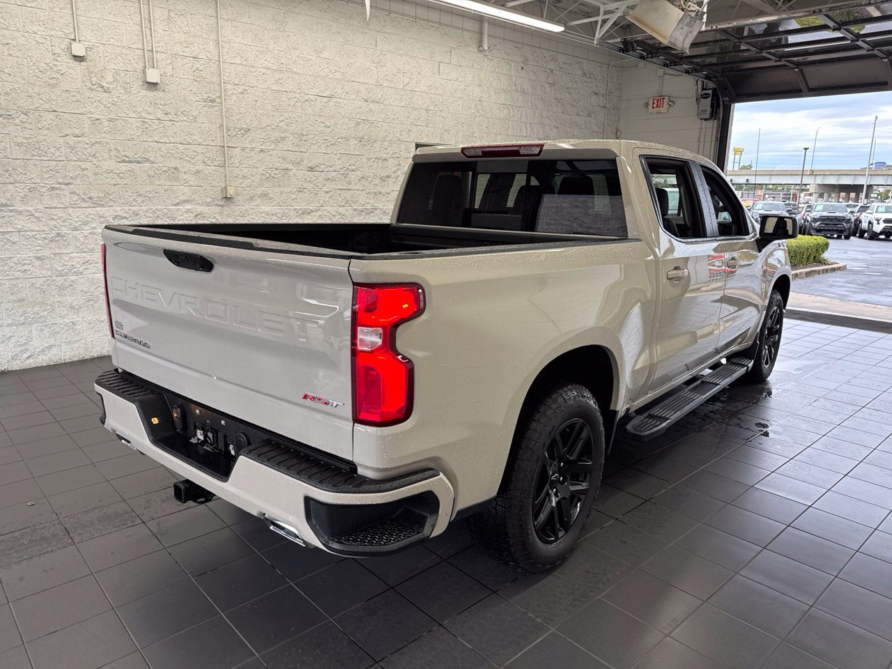 Used 2026 Chevrolet Silverado 1500 RST w/ Convenience Package II AWD/4WD image 8