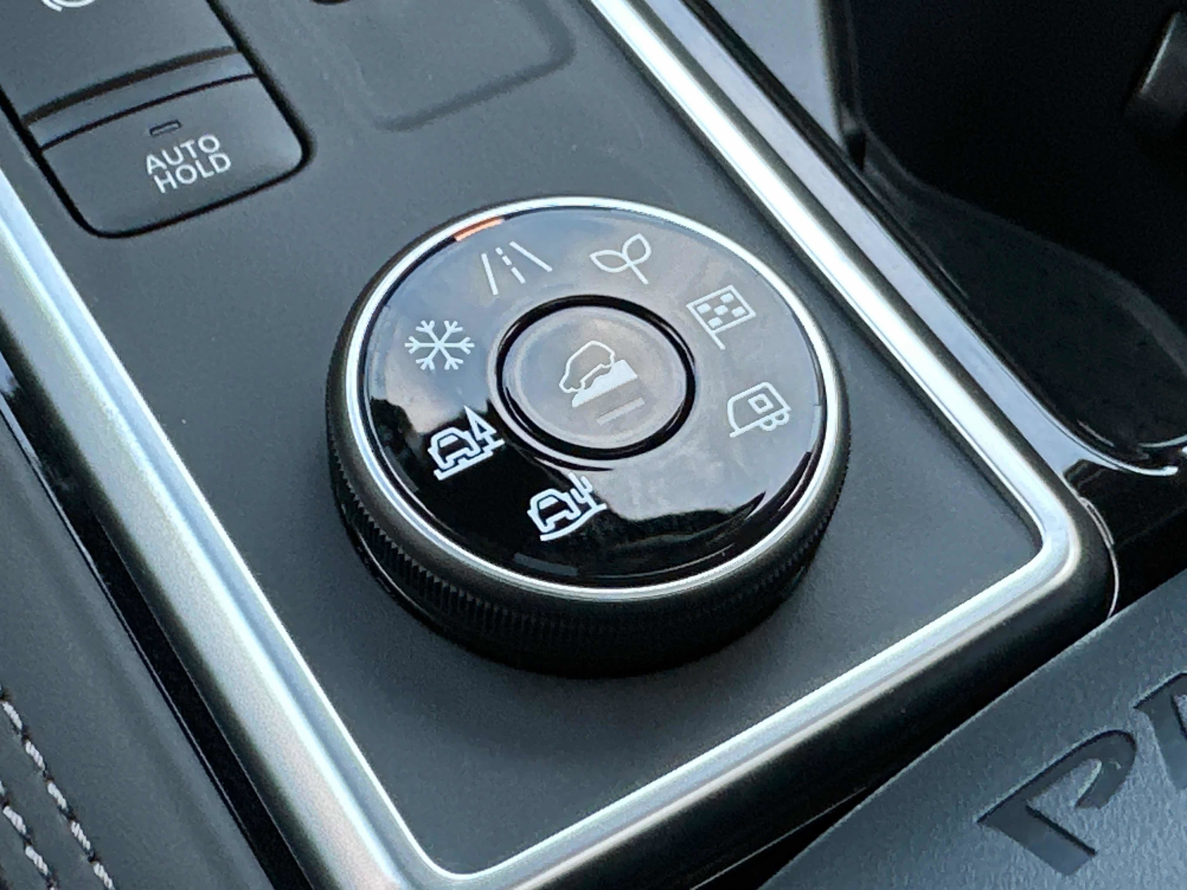 New 2026 Nissan Pathfinder Platinum AWD/4WD image 36