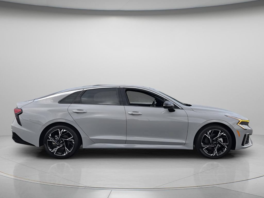 Used 2025 Kia K5 GT-Line w/ GT-Line Premium Package FWD image 4