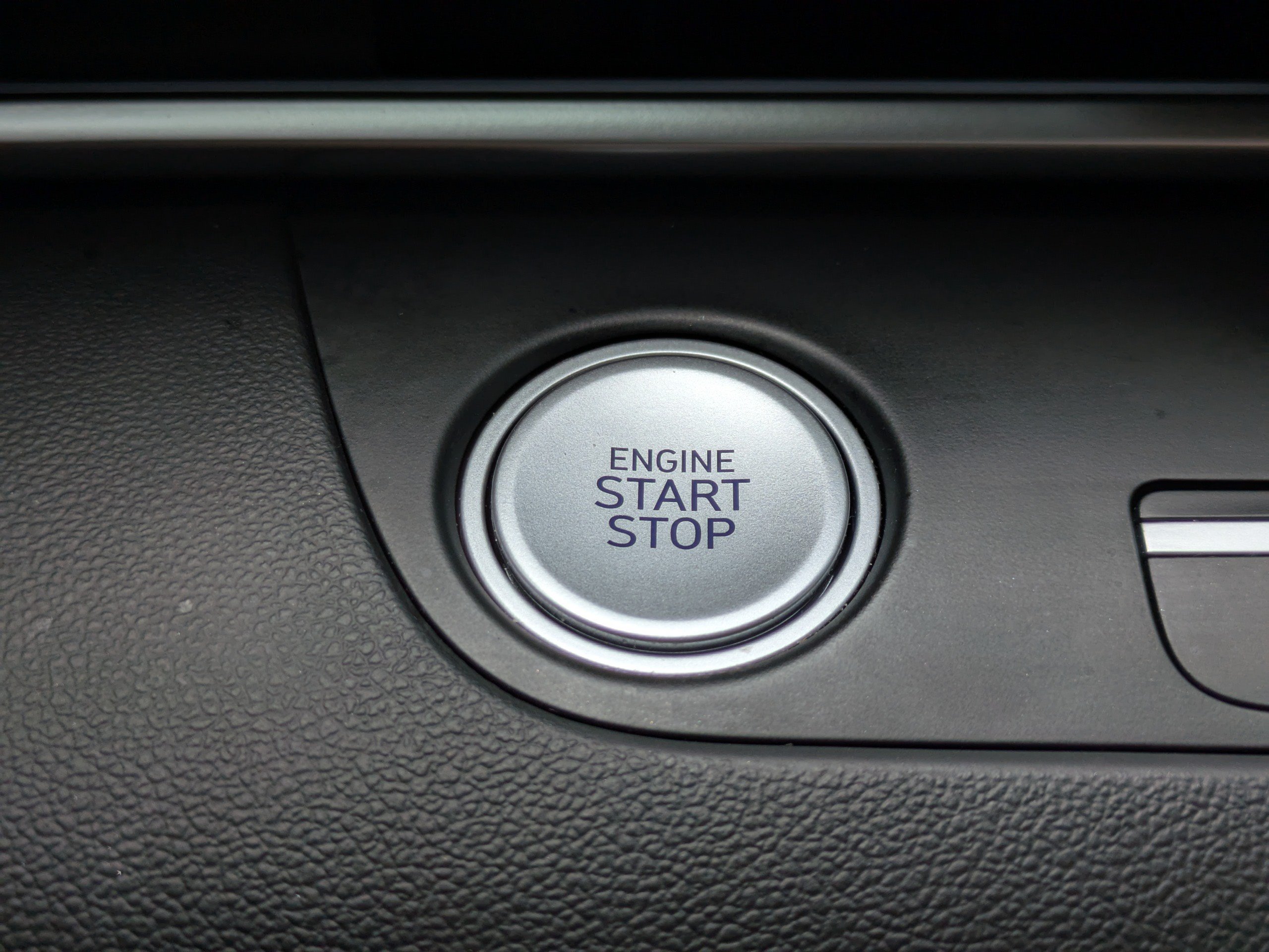 Used 2023 Hyundai Elantra Limited FWD image 28