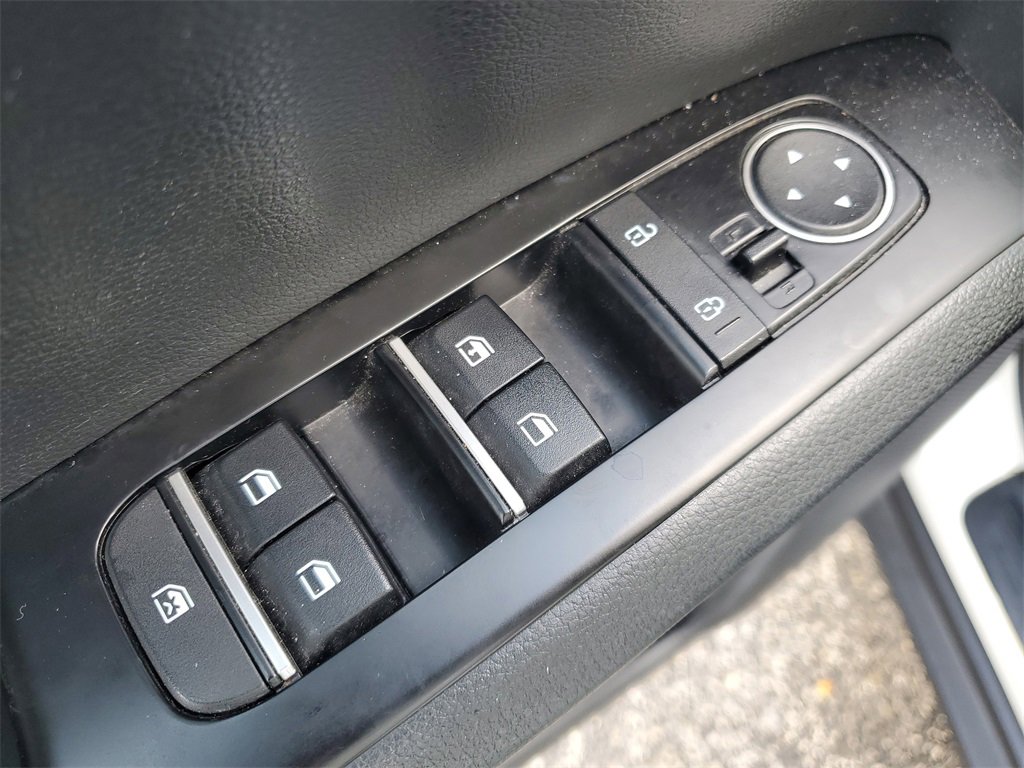 Certified 2024 Kia Soul LX w/ Option Group 015 image 17