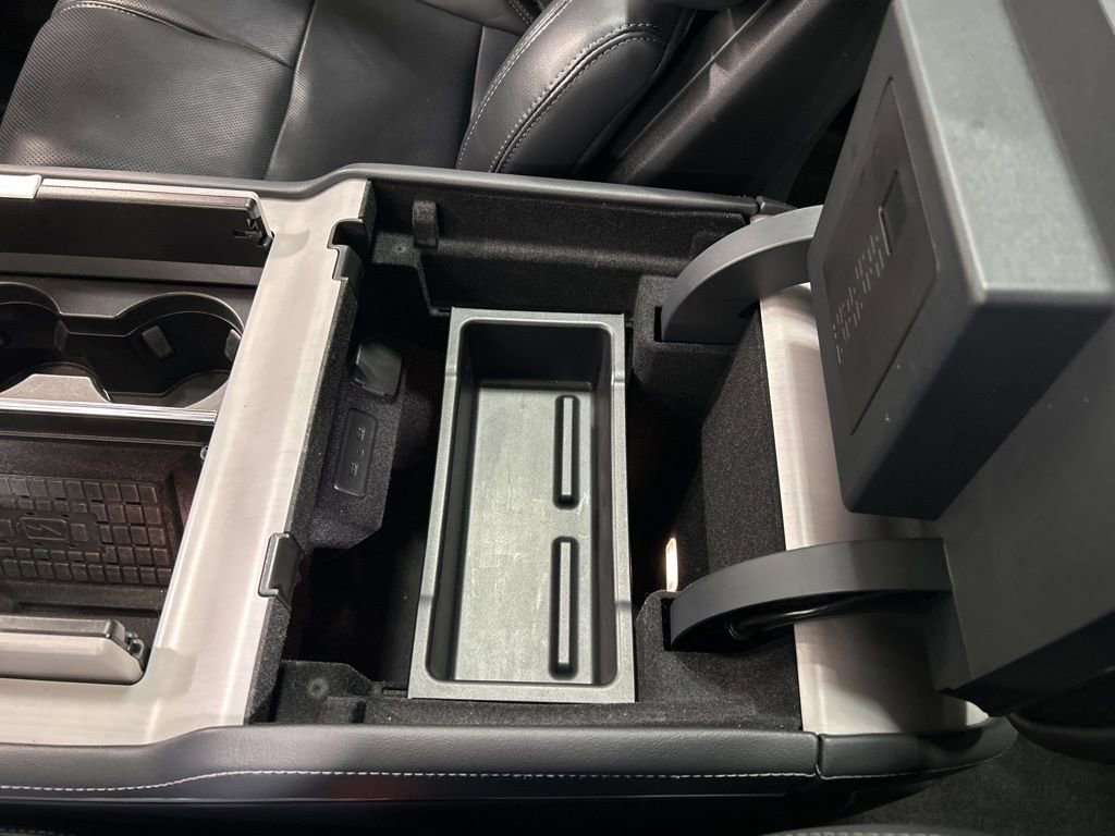 Used 2025 Lincoln Navigator Reserve w/ Jet Appearance Package image 26