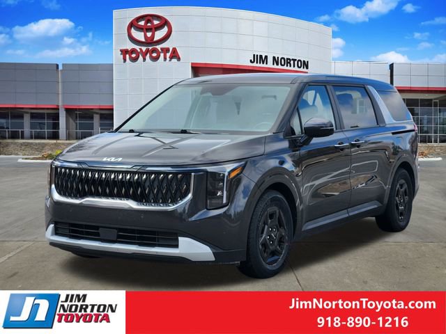 Used 2025 Kia Carnival image 3