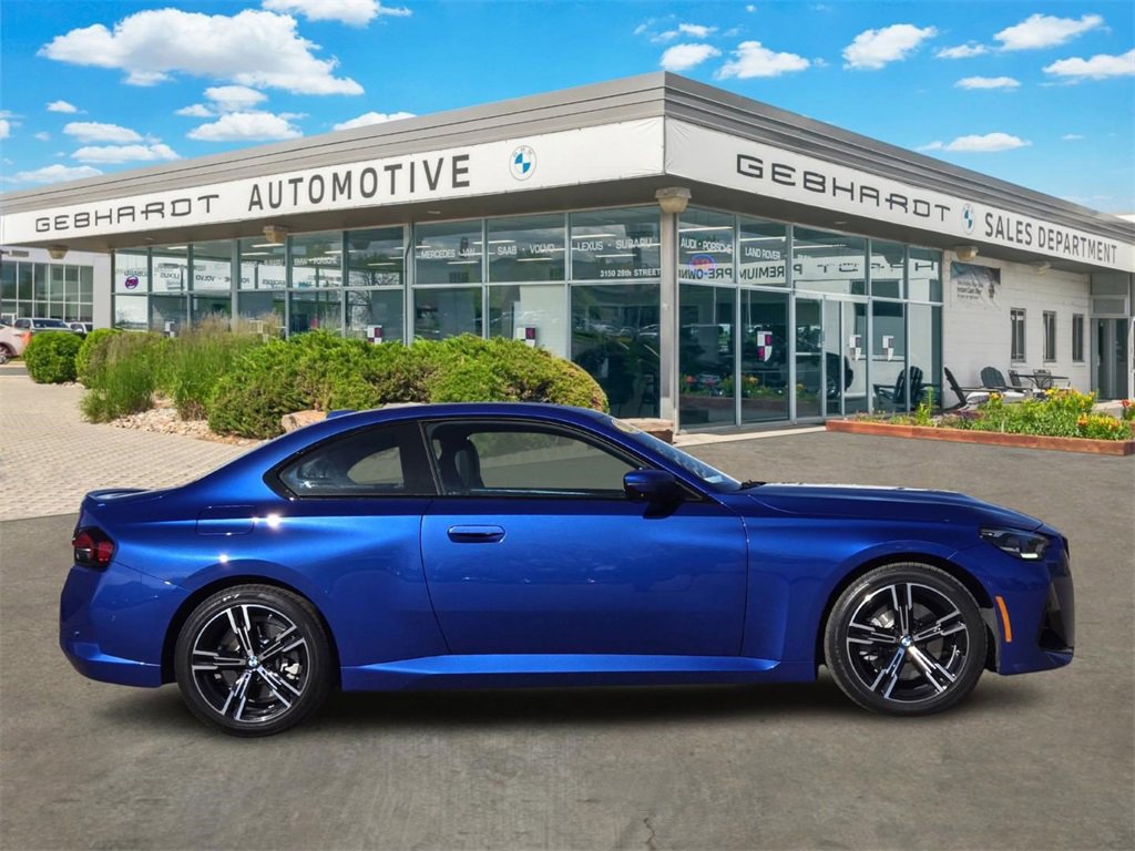 Used 2025 BMW 230i xDrive Coupe w/ M Sport Package image 4