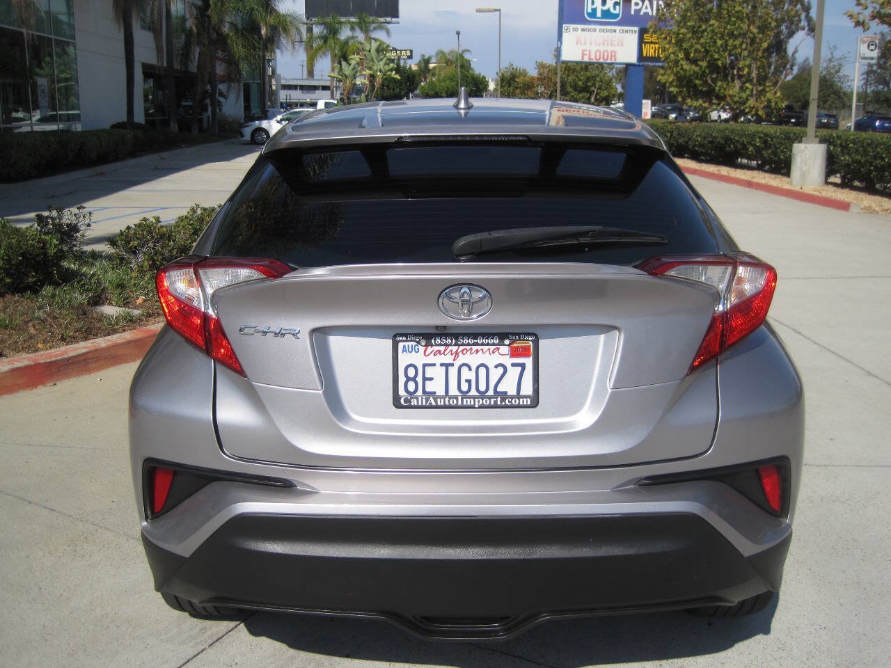 Used 2018 Toyota C-HR XLE FWD image 40